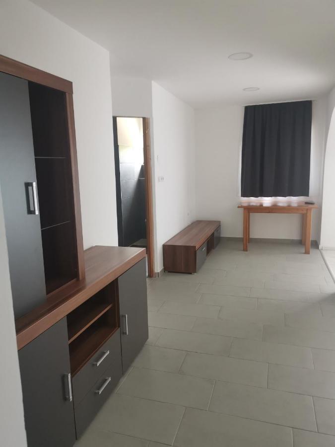 Podlovics Tanya Panzió Apartman Kemecse Kültér fotó