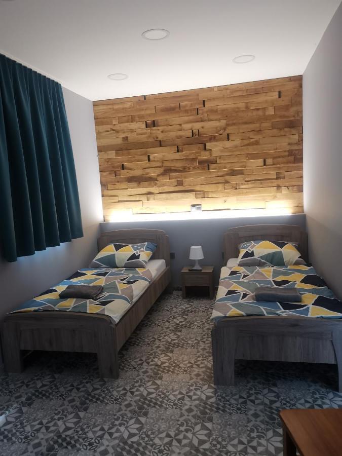 Podlovics Tanya Panzió Apartman Kemecse Kültér fotó