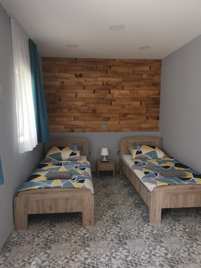 Podlovics Tanya Panzió Apartman Kemecse Kültér fotó